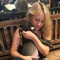 Sitter Profile Image: Emily H.