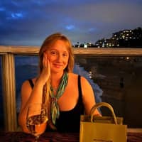 Sitter Profile Image: Erin A.