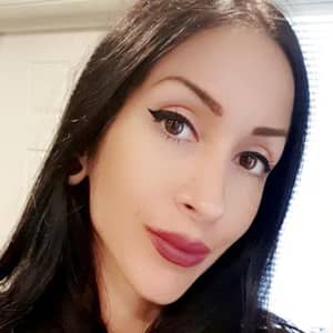 Sitter Profile Image: Nathalia W.