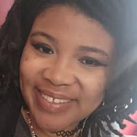 Sitter Profile Image: Gloria T.