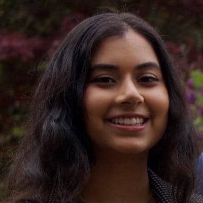 Sitter Profile Image: Aashna S.