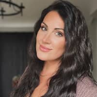 Sitter Profile Image: Lauren O.