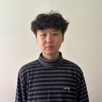 Sitter Profile Image: Xiujun Q.