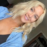 Sitter Profile Image: Valerie D.