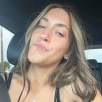 Sitter Profile Image: Hailey H.