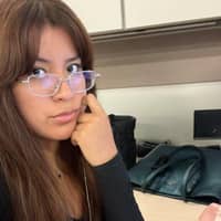 Sitter Profile Image: Nuria R.