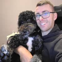 Sitter Profile Image: Thomas F.