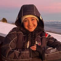 Sitter Profile Image: Naomi Q.