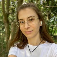 Sitter Profile Image: Monika N.