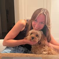 Sitter Profile Image: Marion V.