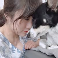 Passarens profilbild: Ji Eun Y.
