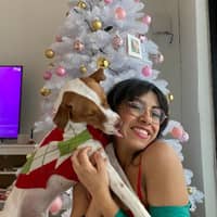 Sitter Profile Image: Daisy R.