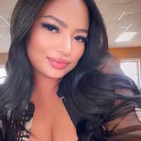 Sitter Profile Image: Juliza H.