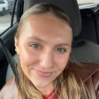 Sitter Profile Image: Emily V.