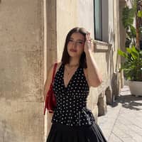 Sitter Profile Image: Paula E.