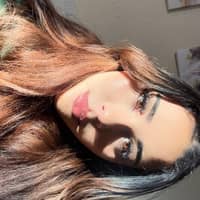 Sitter Profile Image: Airam R.