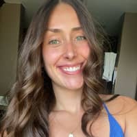 Sitter Profile Image: Alyssa L.