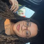 Sitter Profile Image: Victoria f.