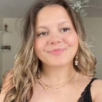 Sitter Profile Image: Ashley R.