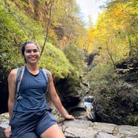 Sitter Profile Image: Samantha L.