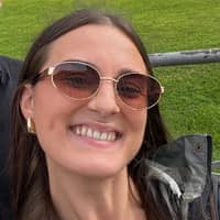 Sitter Profile Image: Lauren H.