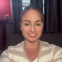 Sitter Profile Image: Andrea C.