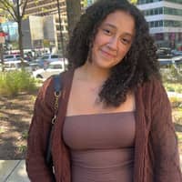 Sitter Profile Image: Yanelis S.