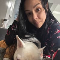 Sitter Profile Image: Diana L.