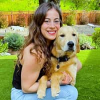 Sitter Profile Image: Nicole P.