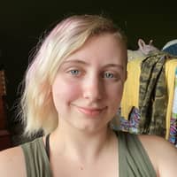 Sitter Profile Image: Annalina H.