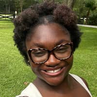 Sitter Profile Image: Halia M.