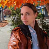 Sitter Profile Image: Liubov W.