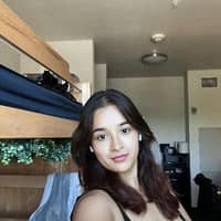 Sitter Profile Image: Annalee G.