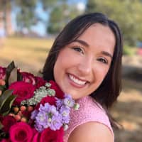 Sitter Profile Image: Claudia S.