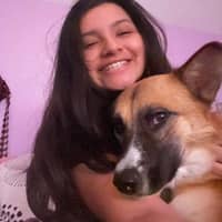 Sitter Profile Image: Isabella B.