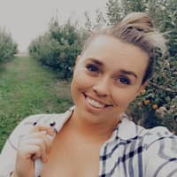 Sitter Profile Image: Chelsea C.