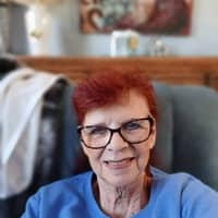 Sitter Profile Image: REBECCA G.