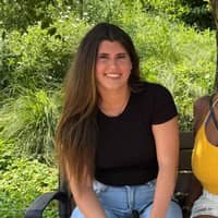 Sitter Profile Image: Nola F.