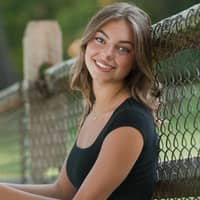 Sitter Profile Image: Alayna B.