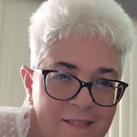 Sitter Profile Image: Mercedes S.