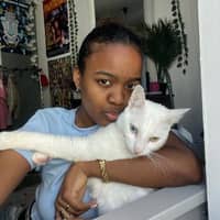 Photo de profil du pet sitter : yasmine a.