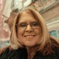 Sitter Profile Image: Virginia & Kathleen W.