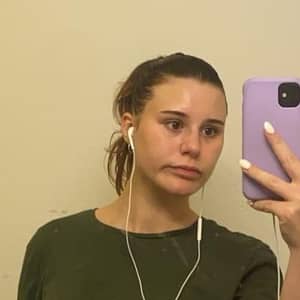 Sitter Profile Image: savannah S.