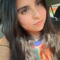 Sitter Profile Image: Valeria C.