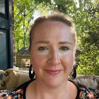 Sitter Profile Image: Hillary D.