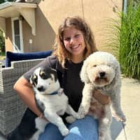 Sitter Profile Image: Ellie S.