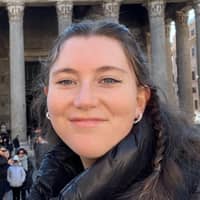 Sitter Profile Image: Maddy F.