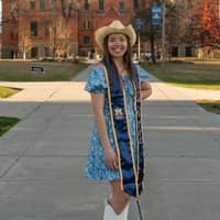 Sitter Profile Image: Maisie B.