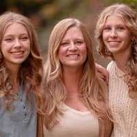 Sitter Profile Image: Erica & Ricardo G.