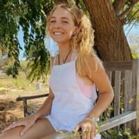 Sitter Profile Image: Taylor F.